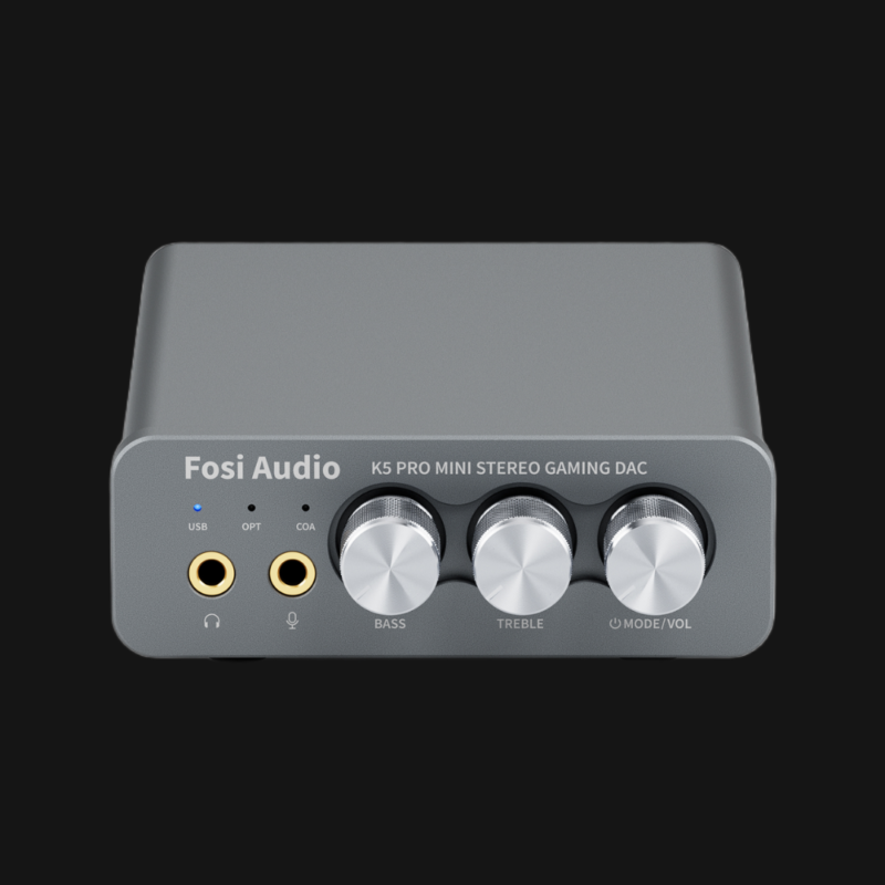DAC/AMP gaming compacto Fosi Audio K5 Pro vista de cima com três knobs de controlo de bass, treble e volume, indicadores LED de entrada e chassis em alumínio cinzento