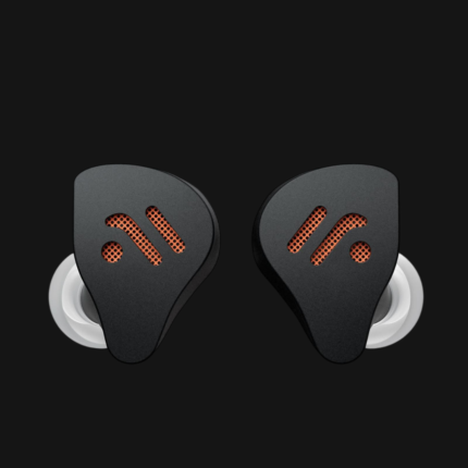 Par de IEMs open-back Fosi Audio IM4 com shell em alumínio CNC 6063 com grelha traseira open-back ventilada, nozzles intercambiáveis em latão e alumínio no colorway Obsidian preto